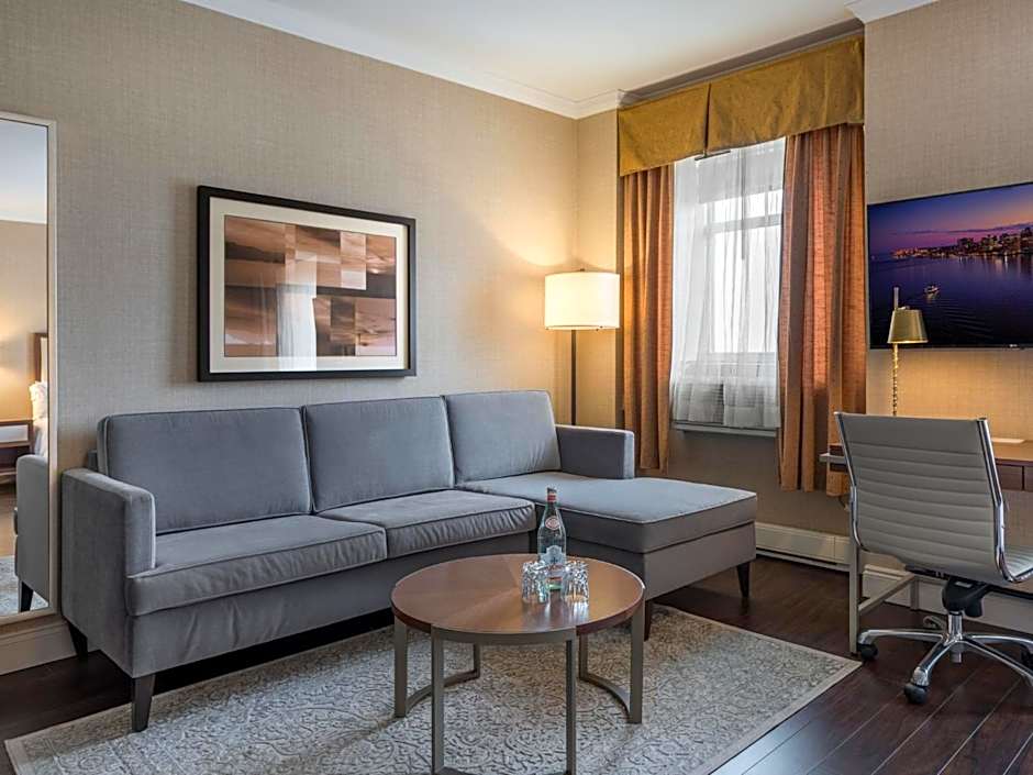 The Lord Nelson Hotel & Suites