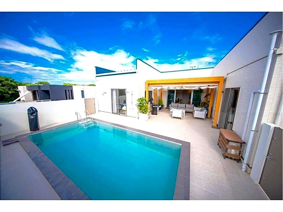 Churaumi Village Pool And Terrace