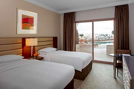 Deluxe Twin Room - Pool Access
