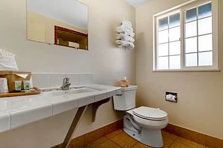 Double Room with Two Double Beds - Non-Smoking