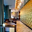 H Hotel Los Angeles, Curio Collection by Hilton