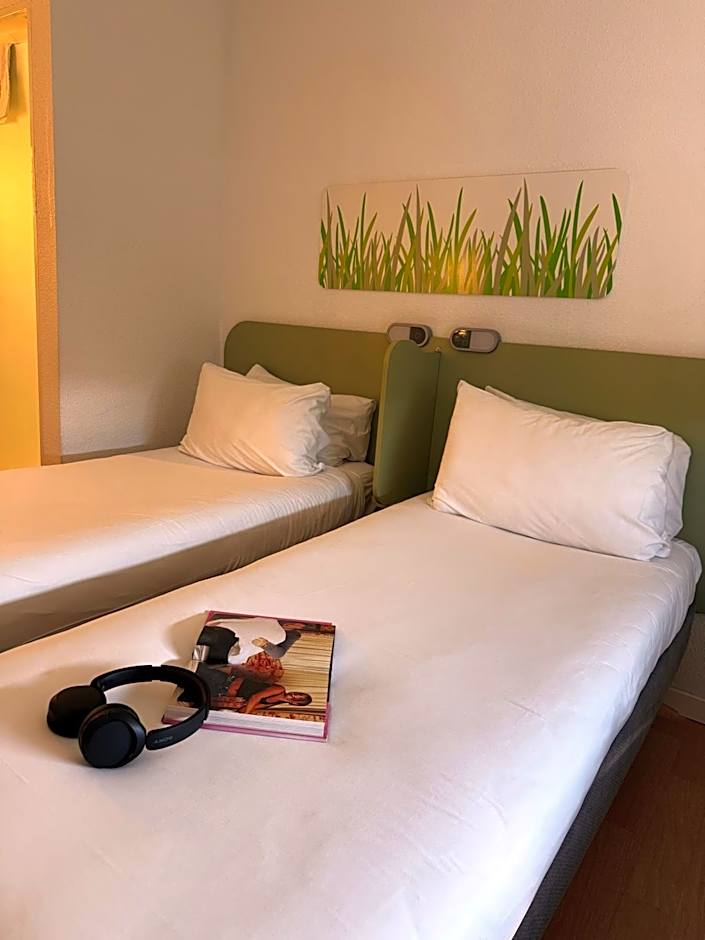 ibis budget Leeds Centre Crown Point Road