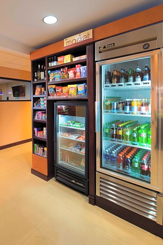 Fairfield Inn & Suites by Marriott Charleston Airport/Convention Center