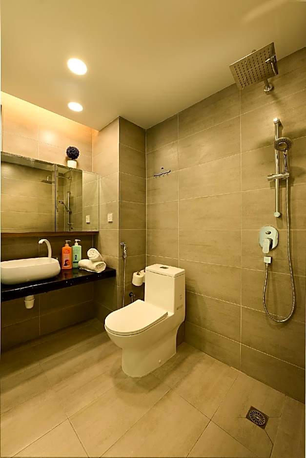 Kuah Town Service Suite Apartment @ Century Suria