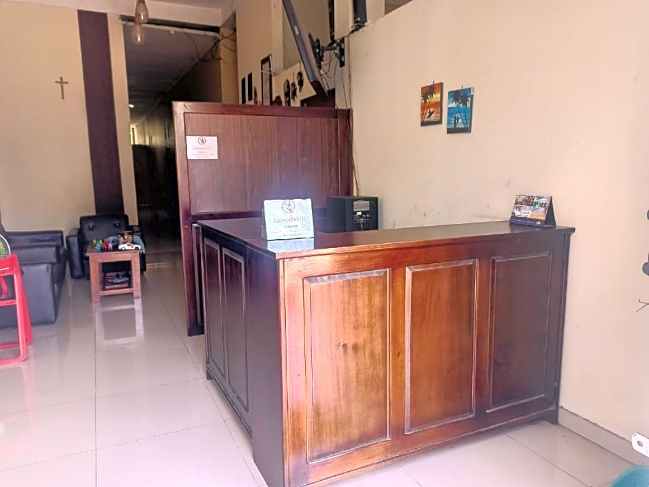 OYO 93073 Penginapan 69