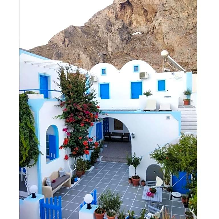 Anna Maria Rooms Santorini