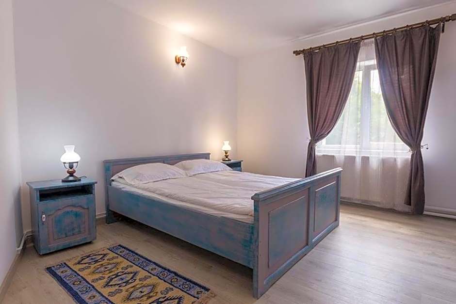 HOTEL HO2 POIANA MARULUI