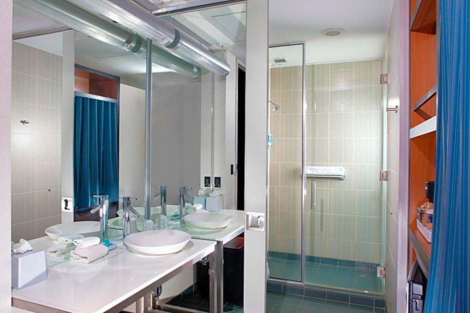 Aloft Richmond West Short Pump