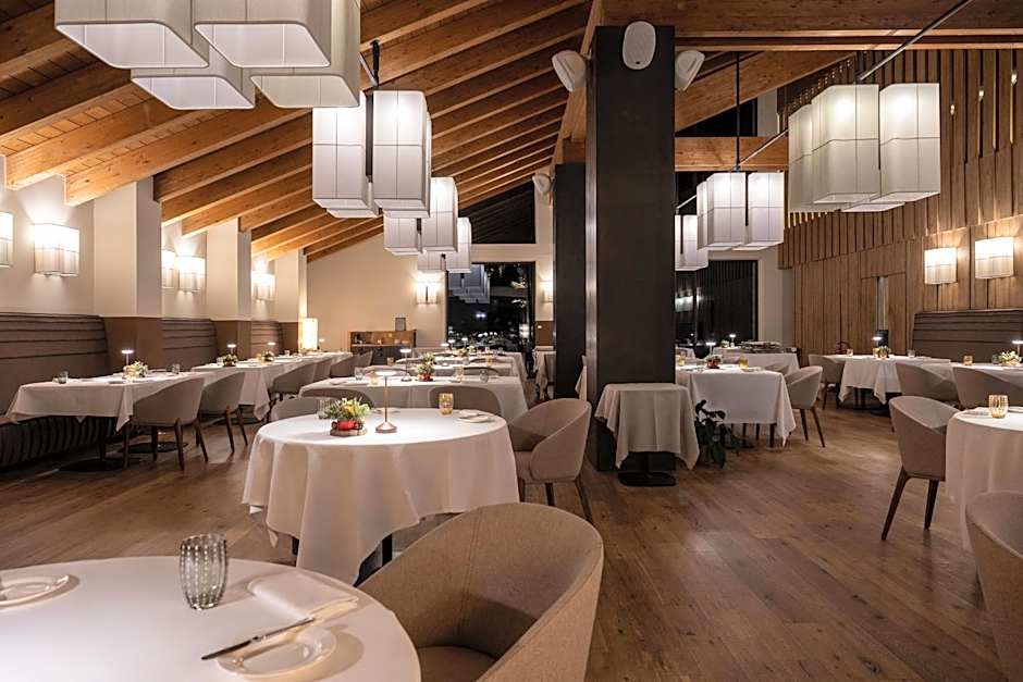 Grand Hotel Courmayeur Mont Blanc, by R Collection Hotels