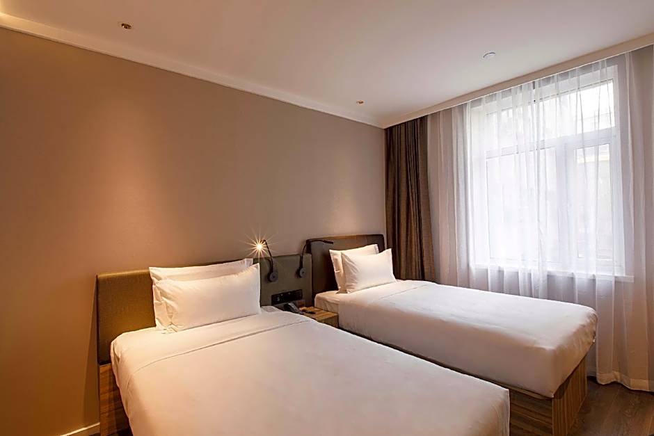 Hanting Hotel Shenyang Zhongjie Shifu Square