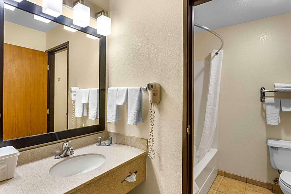 Best Western Oglesby Inn