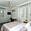 8 Rooms House