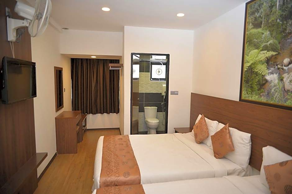 Highlanders Hotel