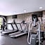 La Quinta Inn & Suites by Wyndham Peru Starved Rock St Park 