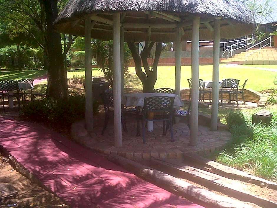 The Waterfront Country Lodge