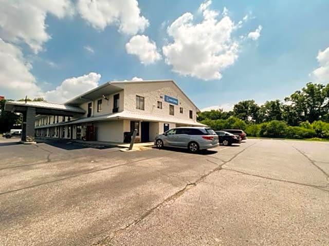 Motel 6 Jeffersonville, IN - Louisville