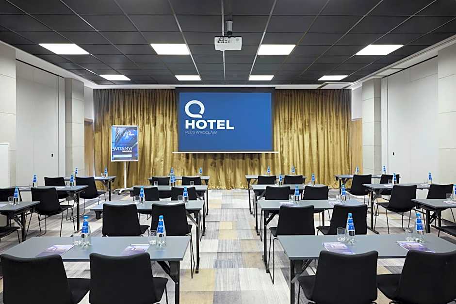 Q Hotel Plus Wrocaw