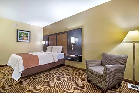 Quality Inn & Suites Florence - Cincinnati South