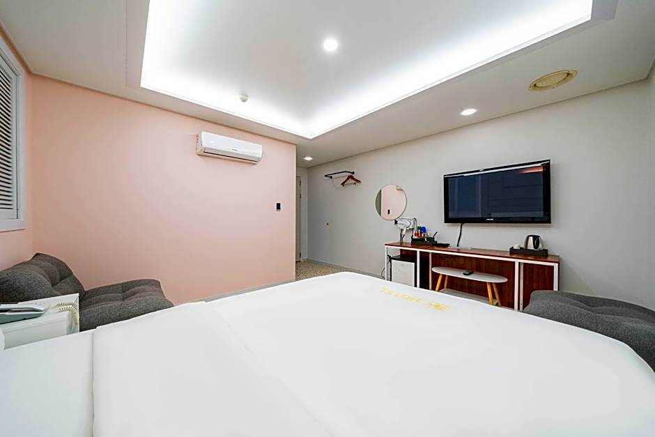Rex Hotel Cheonan