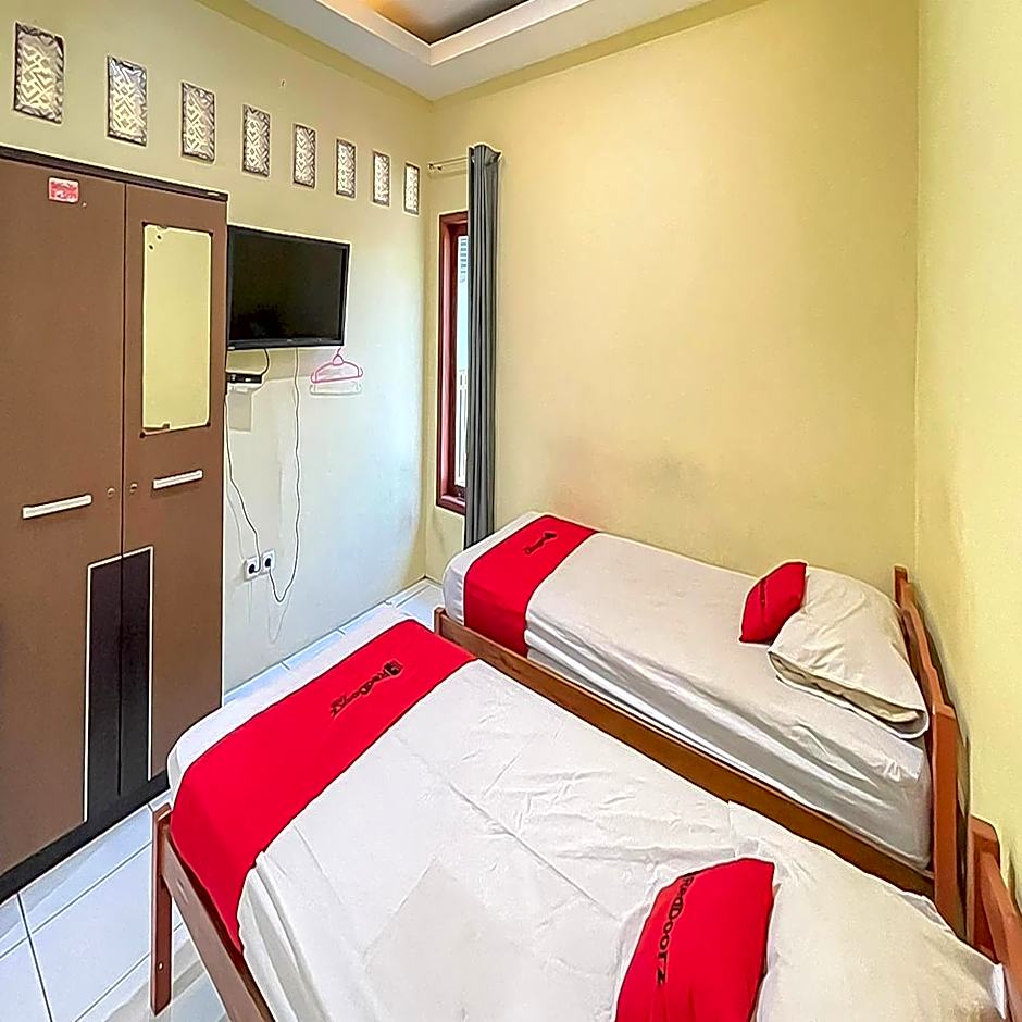 OYO 2025 Pondok Wahidin