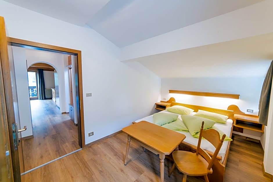 Pension Apartments Pardell