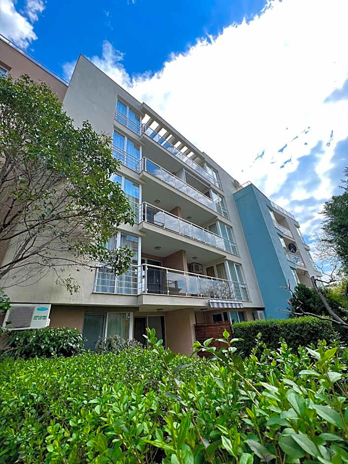 Sineva Del Sol Apartments