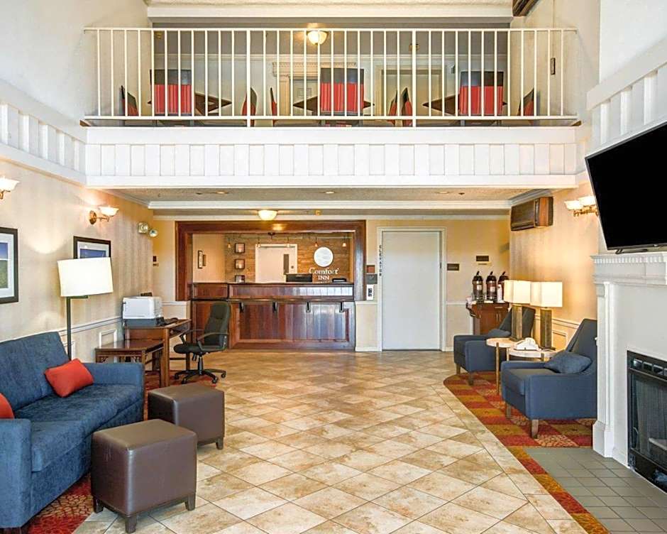 Comfort Inn Redding Near I-5