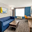 Holiday Inn Express & Suites - Green Bay East By IHG
