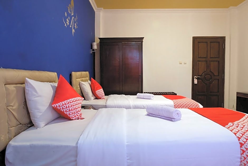 Super OYO 515 Oasis Hotel