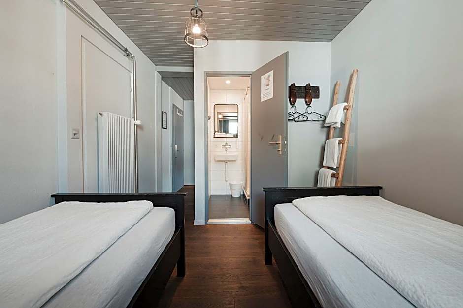 No8 Boutique Hotel - self check in