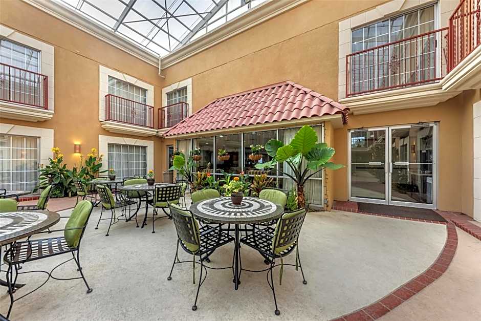 Best Western Plus Atrium Inn