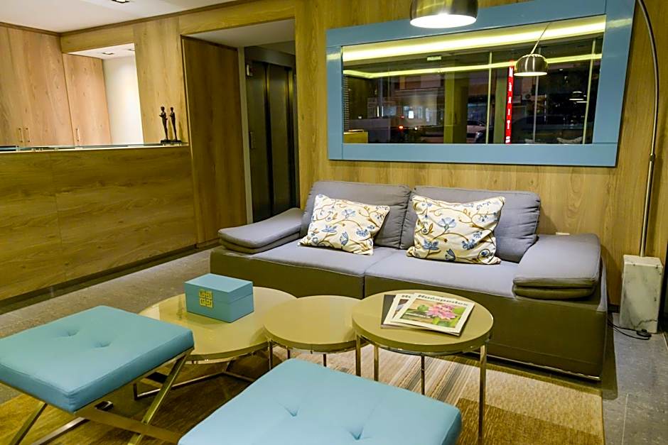 Mérit Montevideo Apart & Suites