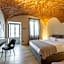 Relais San Vigilio al Castello