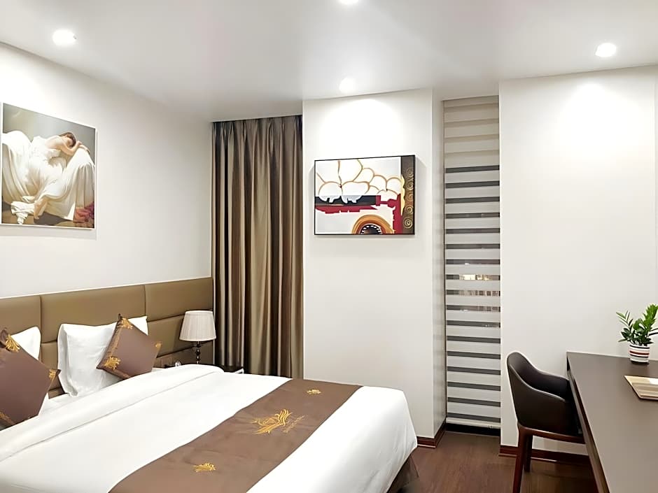 Diamond Luxury Hotel