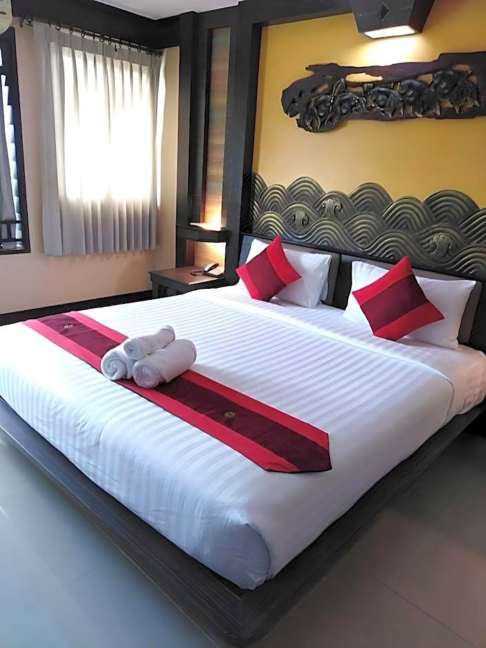 Ruean Phae Royal Park Phitsanulok