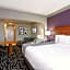 La Quinta Inn & Suites by Wyndham Jackson Airport/Pearl