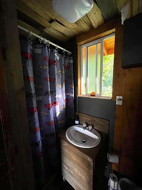 Gracies Grotto Cabin