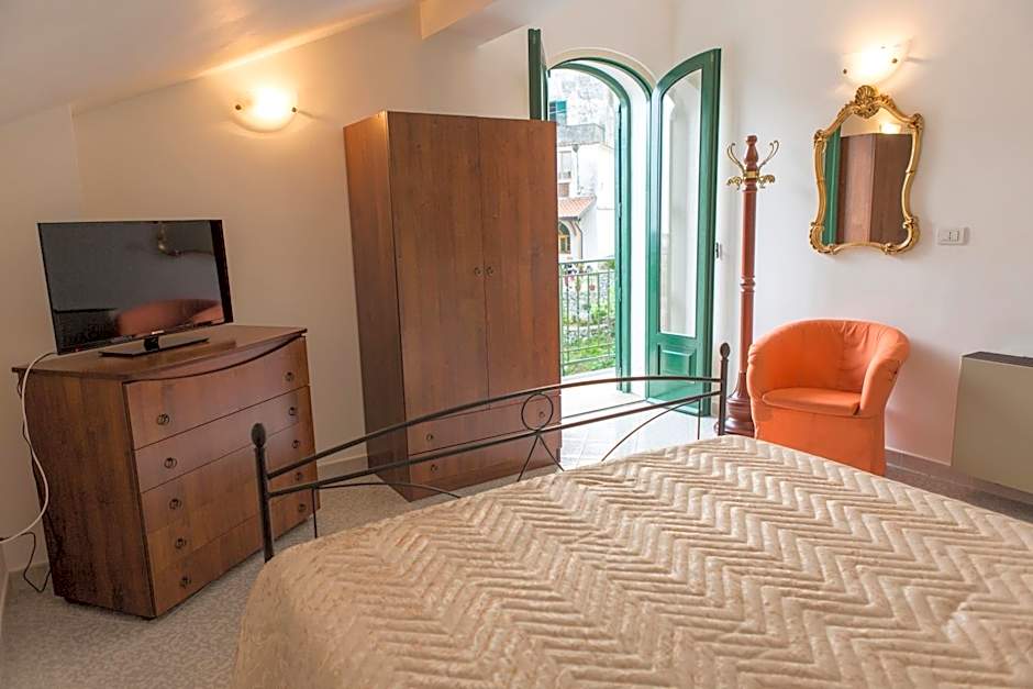 Rianna Rooms & Breakfast