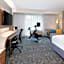 Courtyard by Marriott Atlanta Alpharetta/Avalon Area