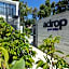 Adrop Pool Suites