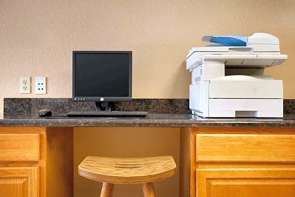 Travelodge by Wyndham Gillette