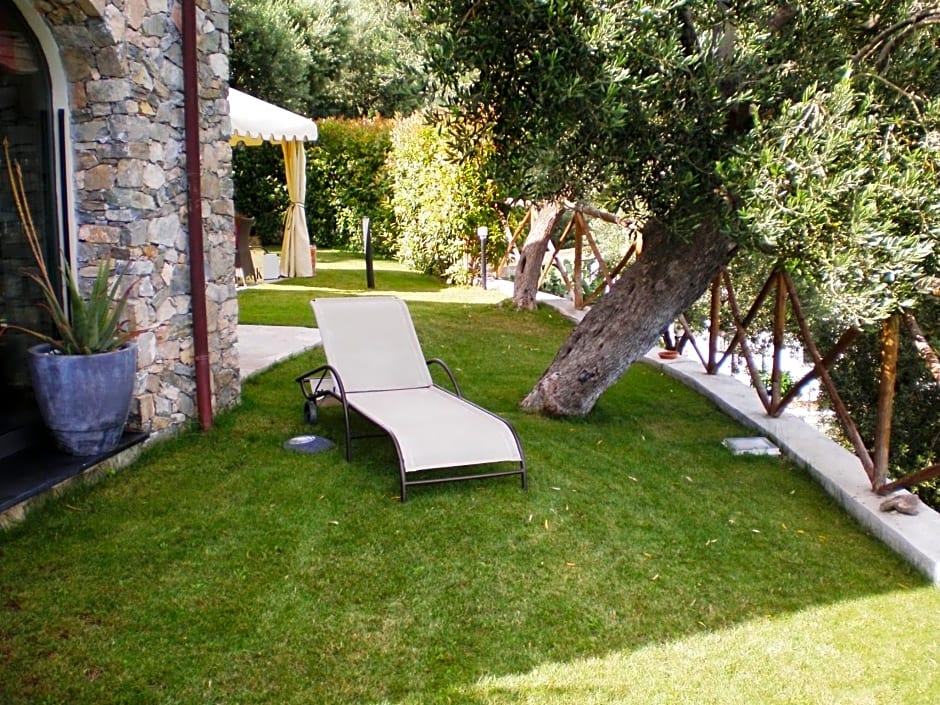 Villa Degli Ulivi B&B