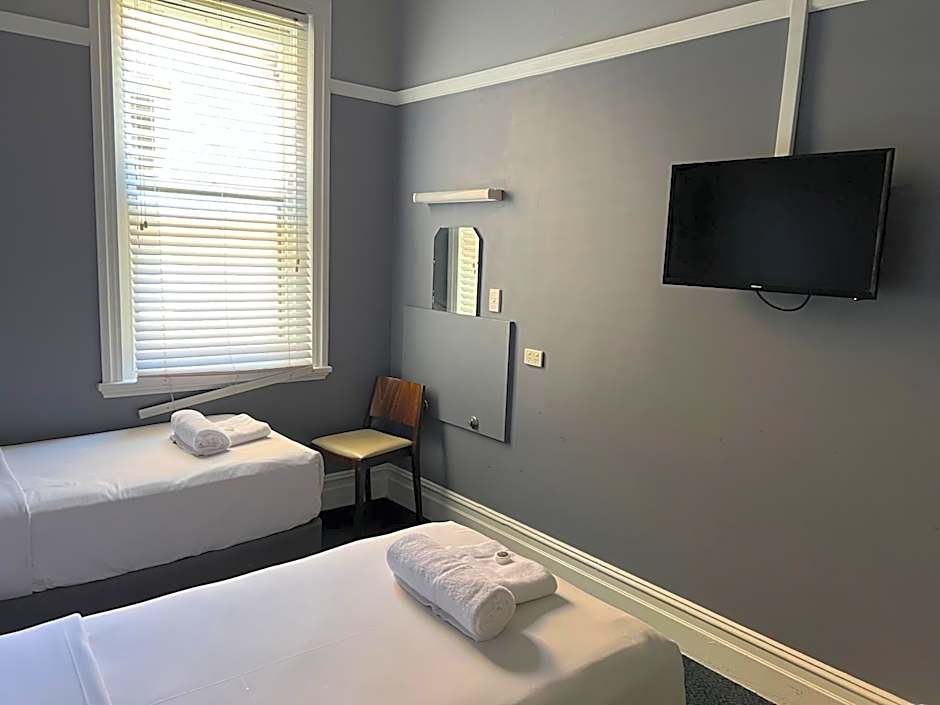 Swansea Hotel