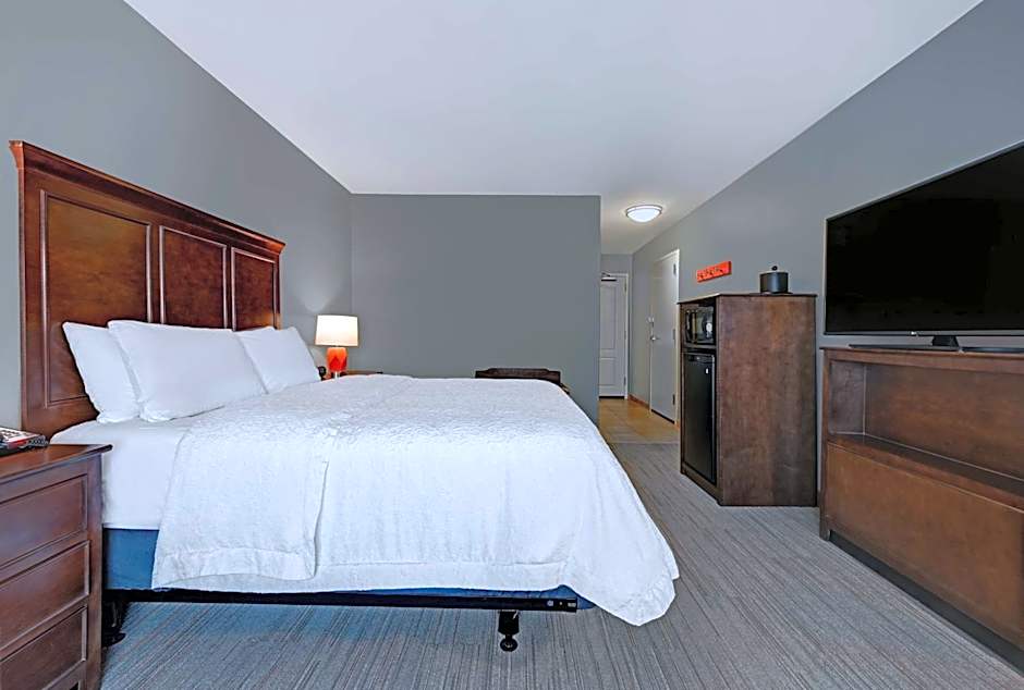 Hampton Inn By Hilton Farmington