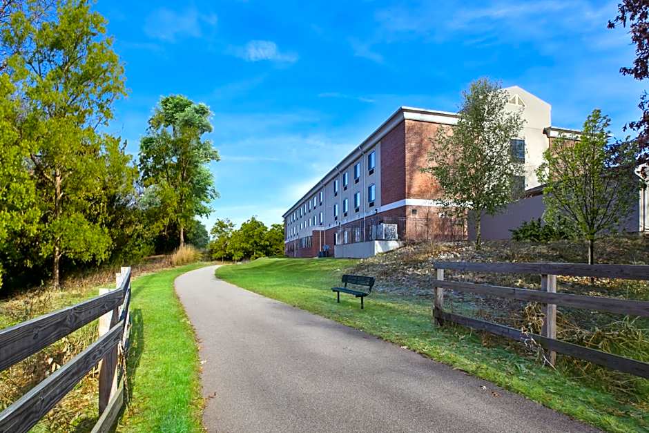 Holiday Inn Express Niles By IHG