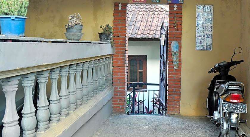 Pancer House