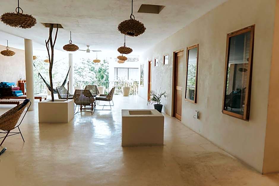 Koos Tulum Hotel