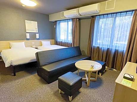 Deluxe Twin Room - Non-Smoking