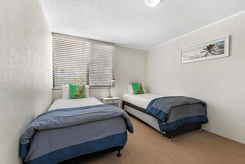 Mylos Holiday Apartments