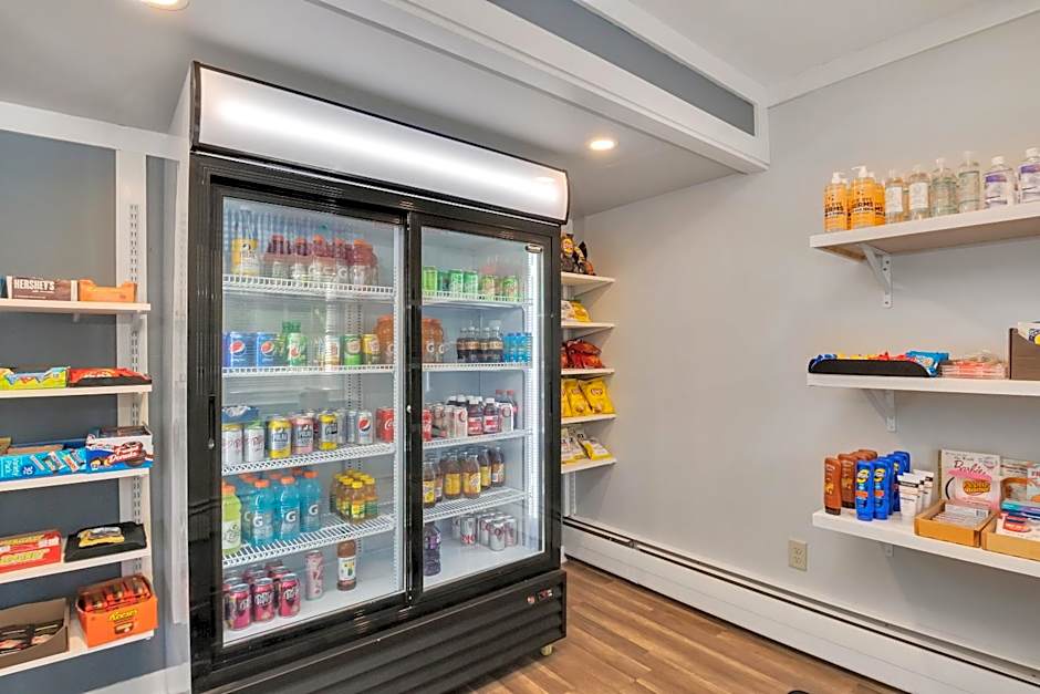 Handkerchief Shoals Inn